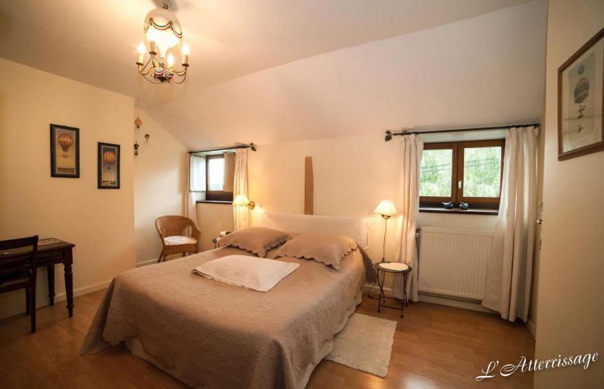 Bed and Breakfast L'Atterrissage Santes Zewnętrze zdjęcie